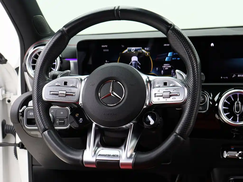 Mercedes-Benz A-Class AMG — миниатюра 14