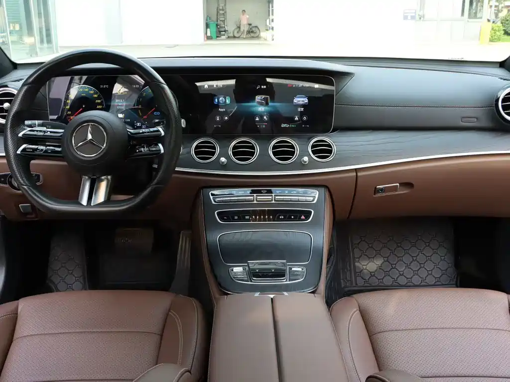 Mercedes-Benz E-Class New Energy — миниатюра 9