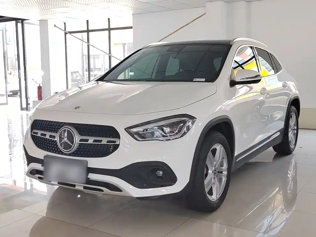 Mercedes-Benz GLA — миниатюра 2