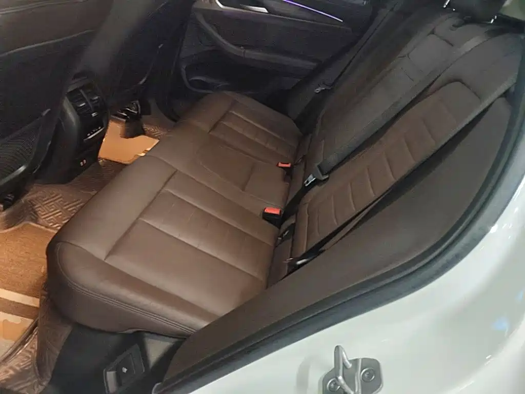 BMW X3 — миниатюра 17