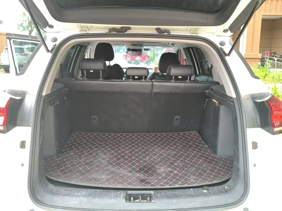 Geely Boyue — миниатюра 4