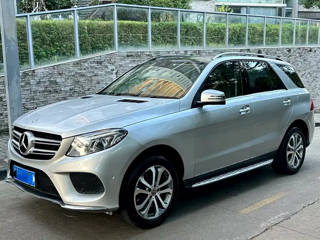 Mercedes-Benz GLE (Import)