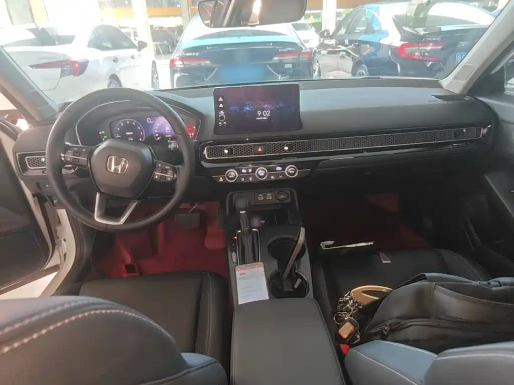 Honda Civic — миниатюра 10