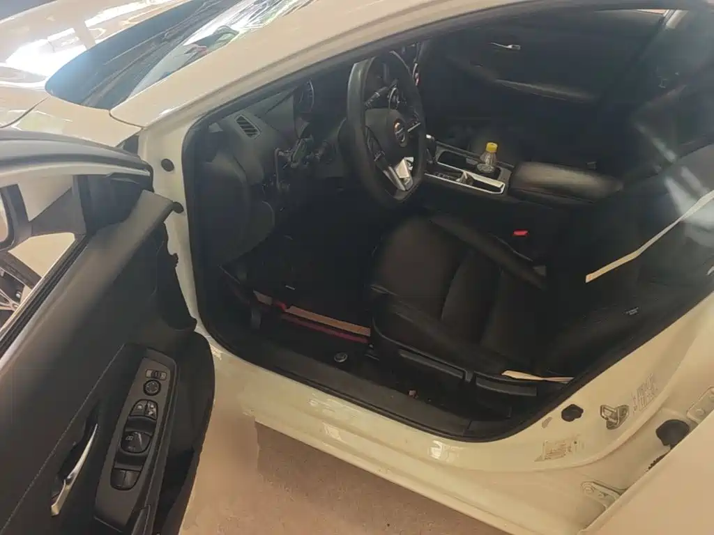 Nissan Sylphy — миниатюра 16