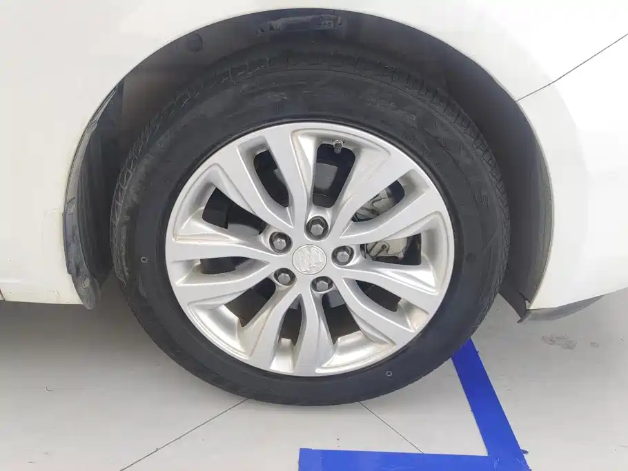 Buick Excelle — миниатюра 6