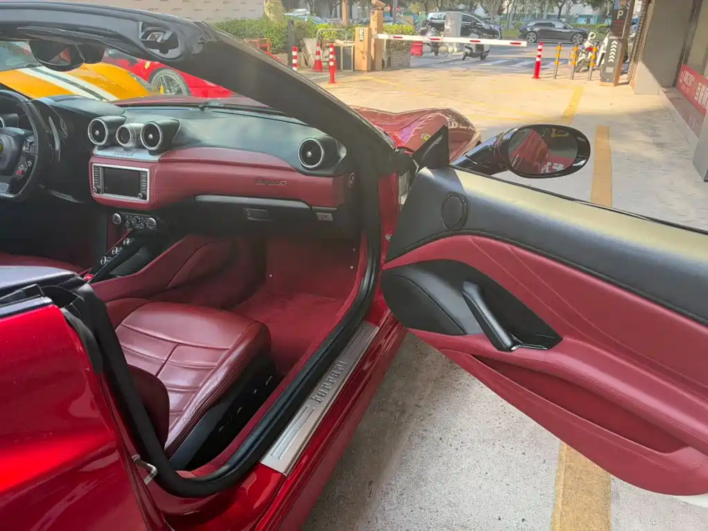 Ferrari California T — миниатюра 14