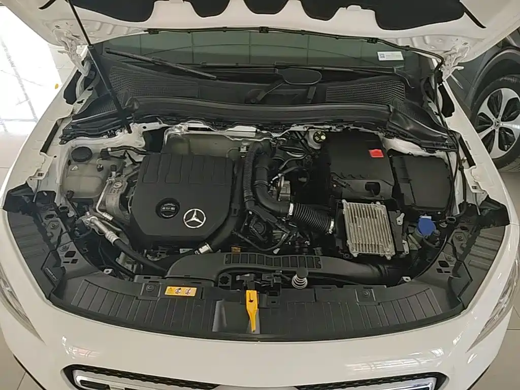 Mercedes-Benz GLA — миниатюра 20