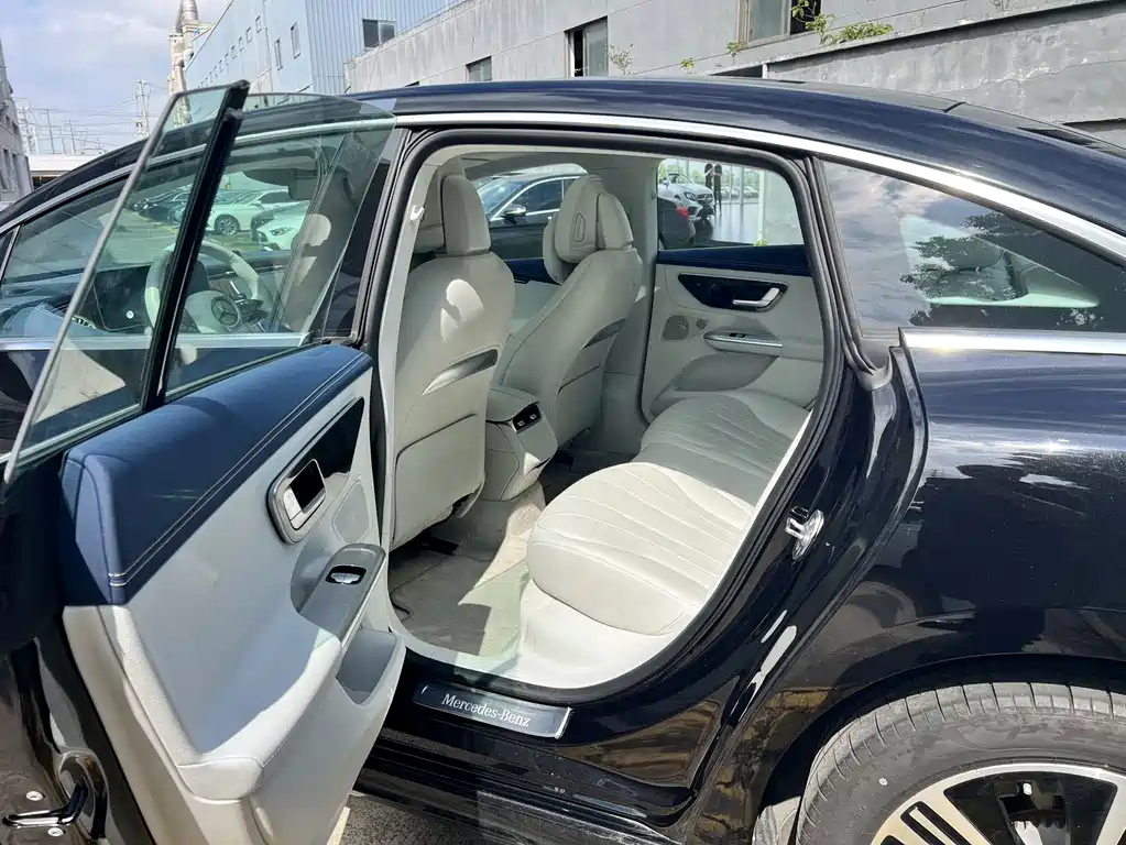 Mercedes-Benz EQE — миниатюра 5