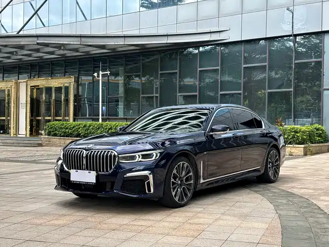 BMW 7 SERIES