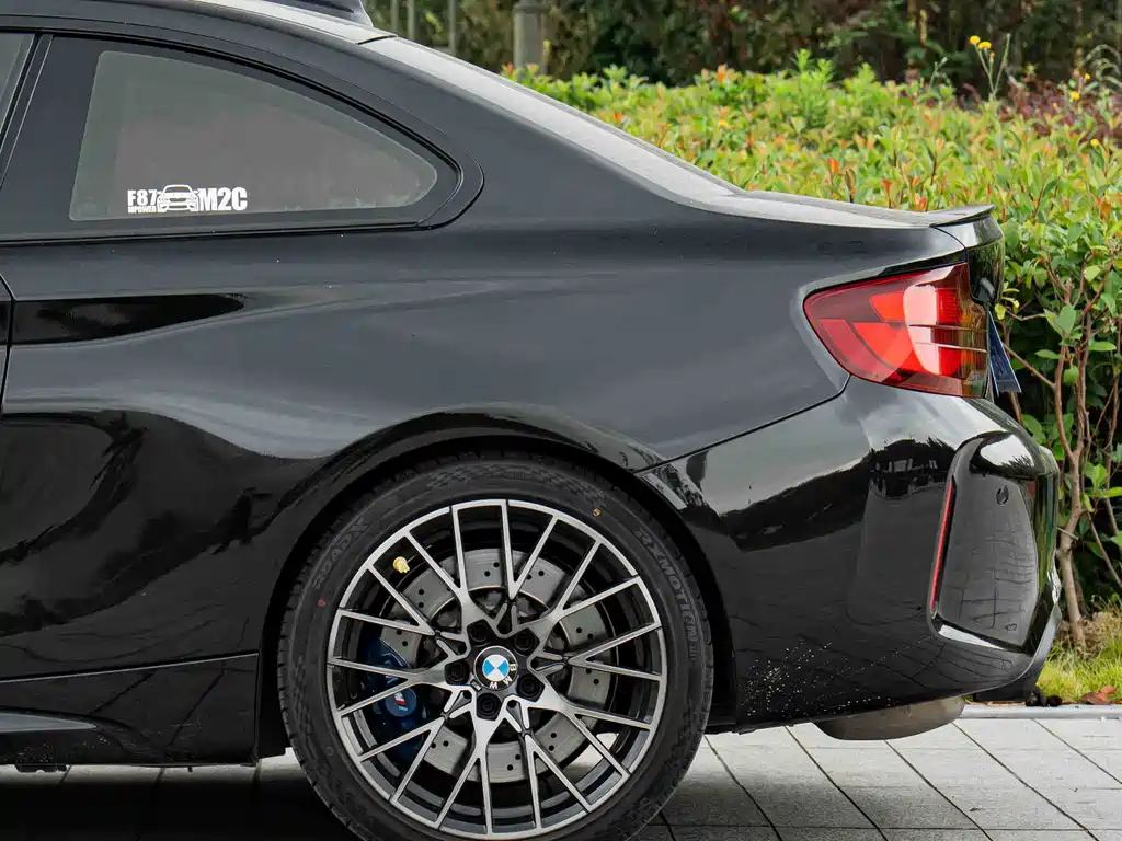 BMW M2 — миниатюра 6