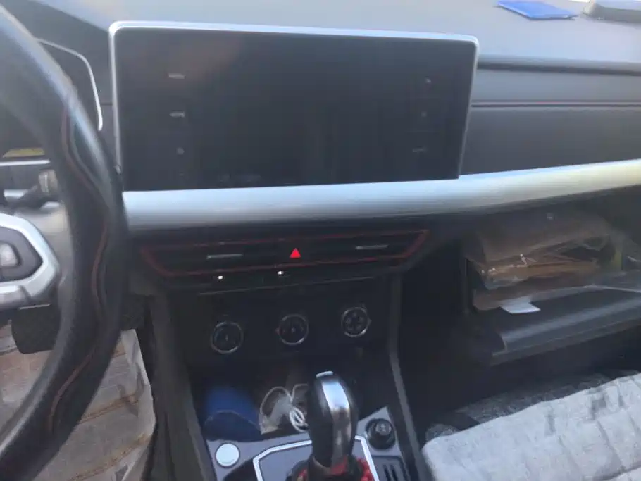 Volkswagen Lavida — миниатюра 13