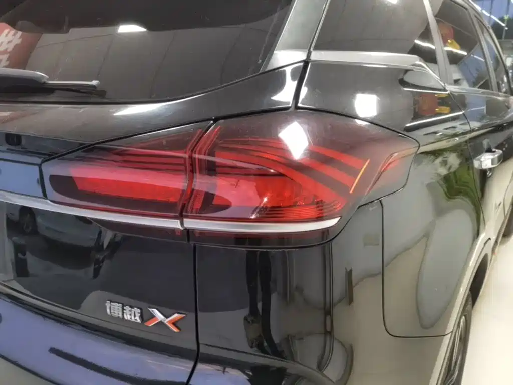 Geely Boyue — миниатюра 8
