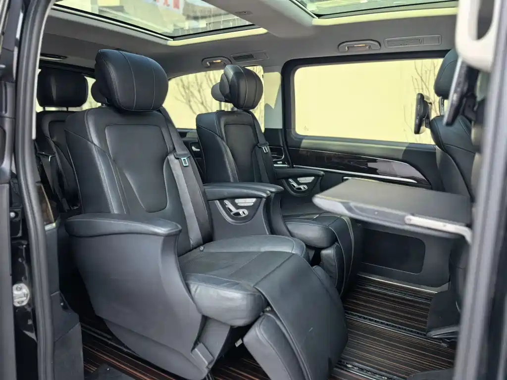 MERCEDES-BENZ V CLASS