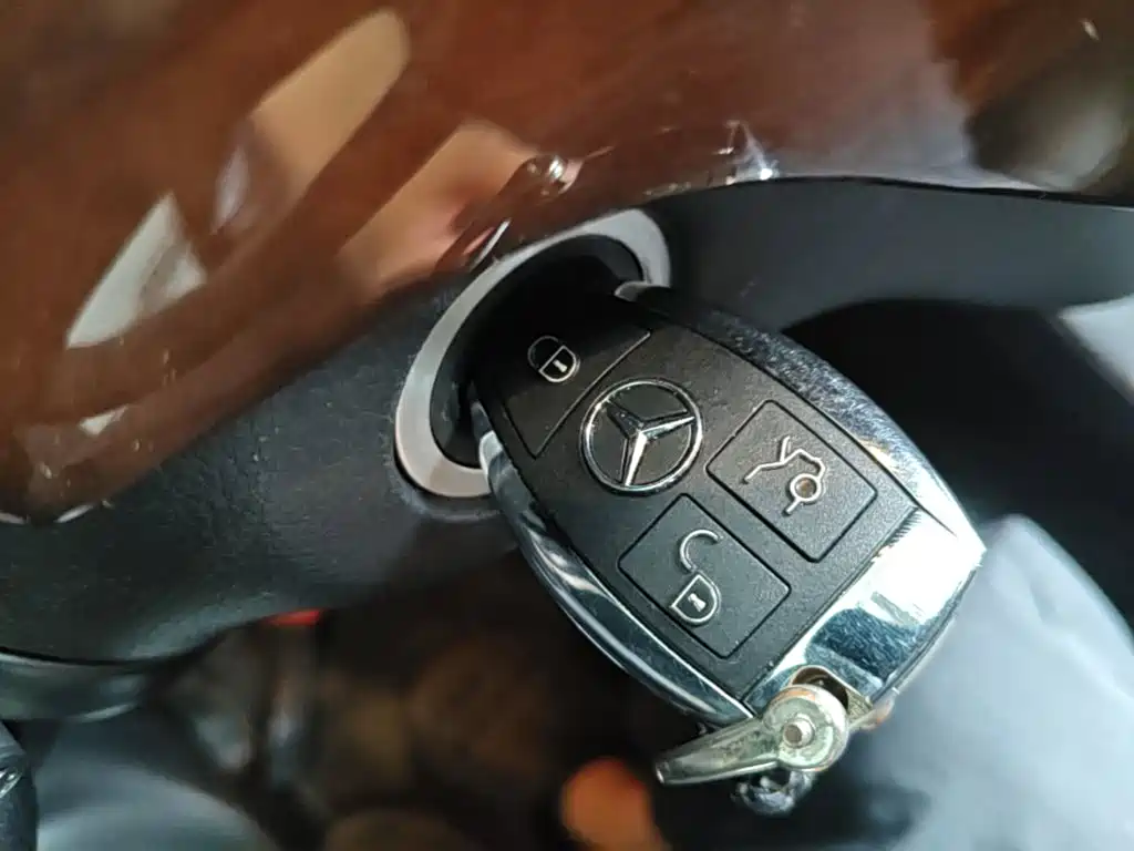 Mercedes-Benz M-Class — миниатюра 9