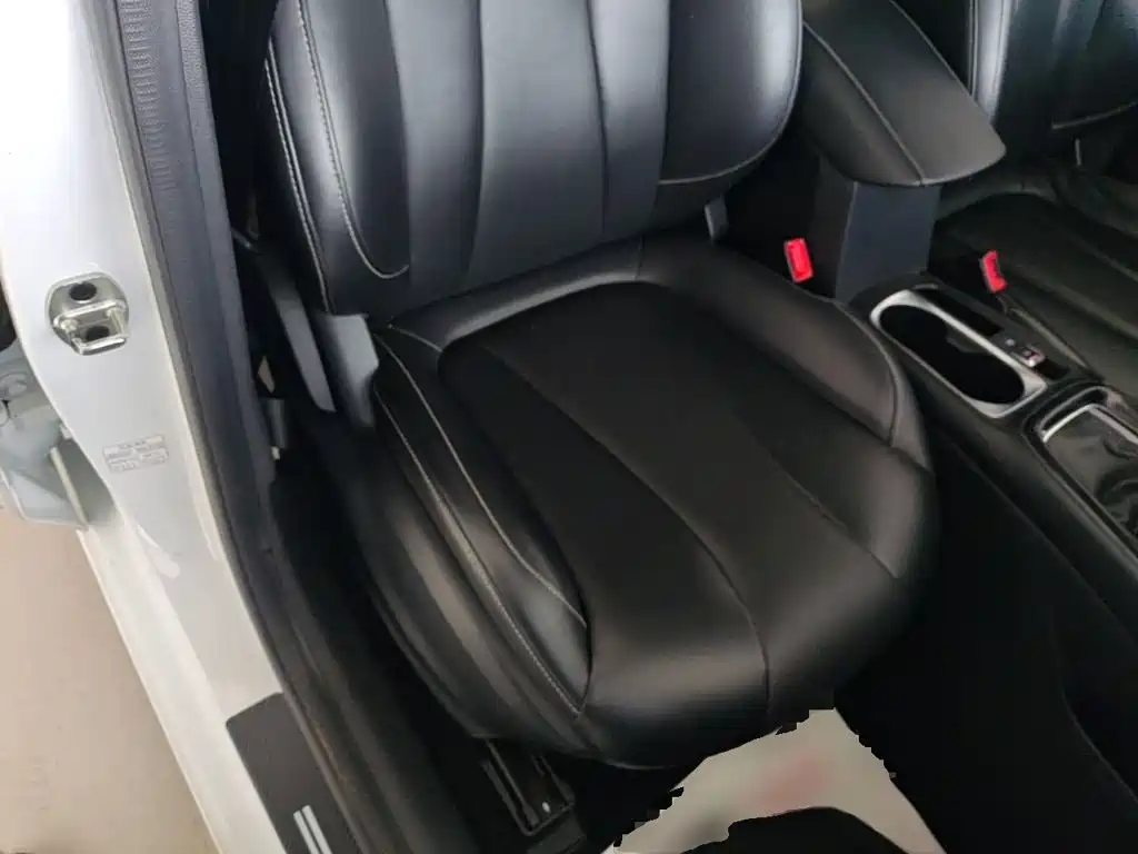 Roewe i5 — миниатюра 25