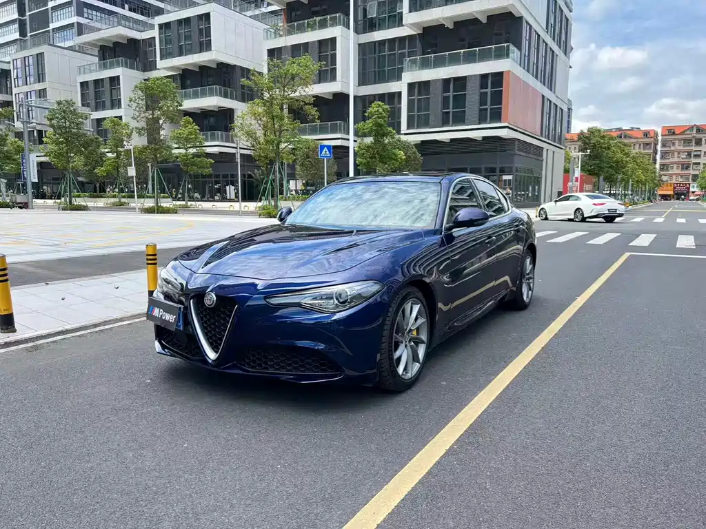 Alfa Romeo Giulia