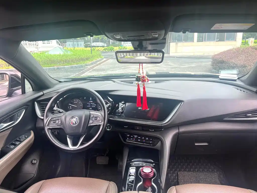 Buick Envision Plus — миниатюра 4