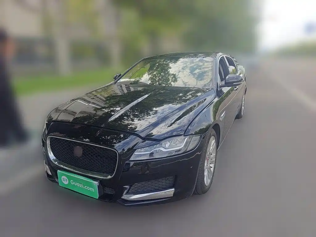 Jaguar XFL