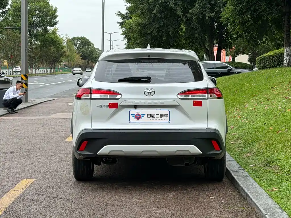 Toyota Corolla Cross — миниатюра 5
