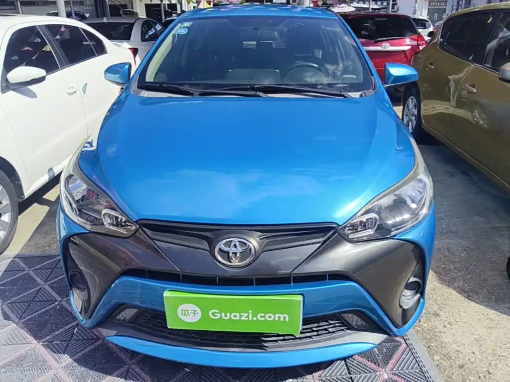 Toyota Yaris L — миниатюра 3