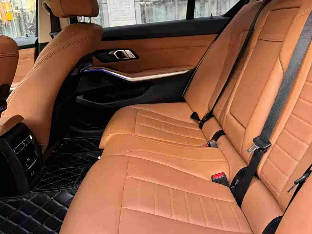 BMW 3 Series — миниатюра 10