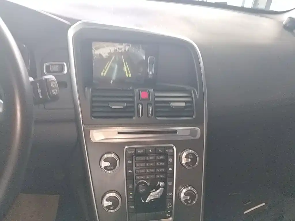 Volvo XC60 (Import) — миниатюра 13