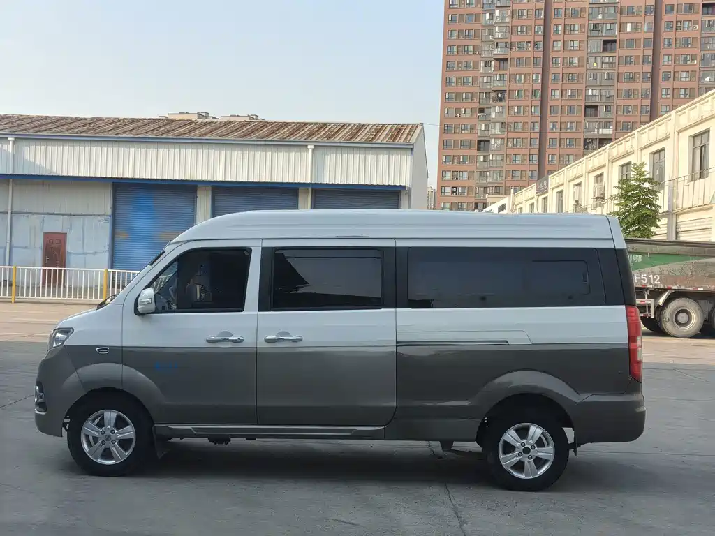 Jinbei Hiace X30L — миниатюра 4