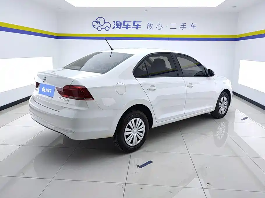 Volkswagen Santana — миниатюра 3