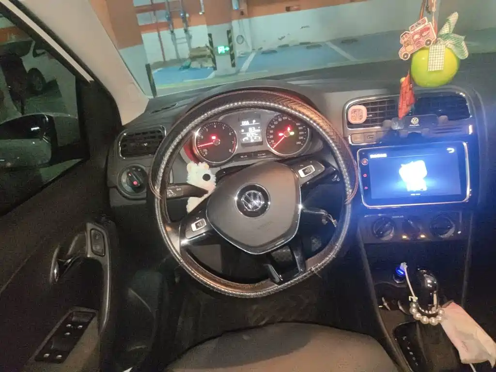 Volkswagen Polo — миниатюра 3