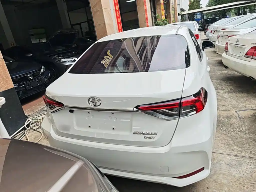 Toyota Corolla — миниатюра 6
