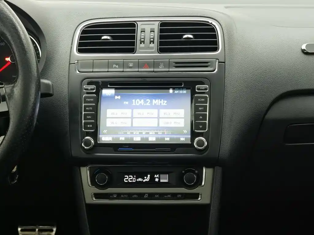 Volkswagen Polo — миниатюра 12