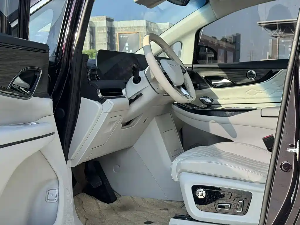 Fengxing Xinghai V9 — миниатюра 19