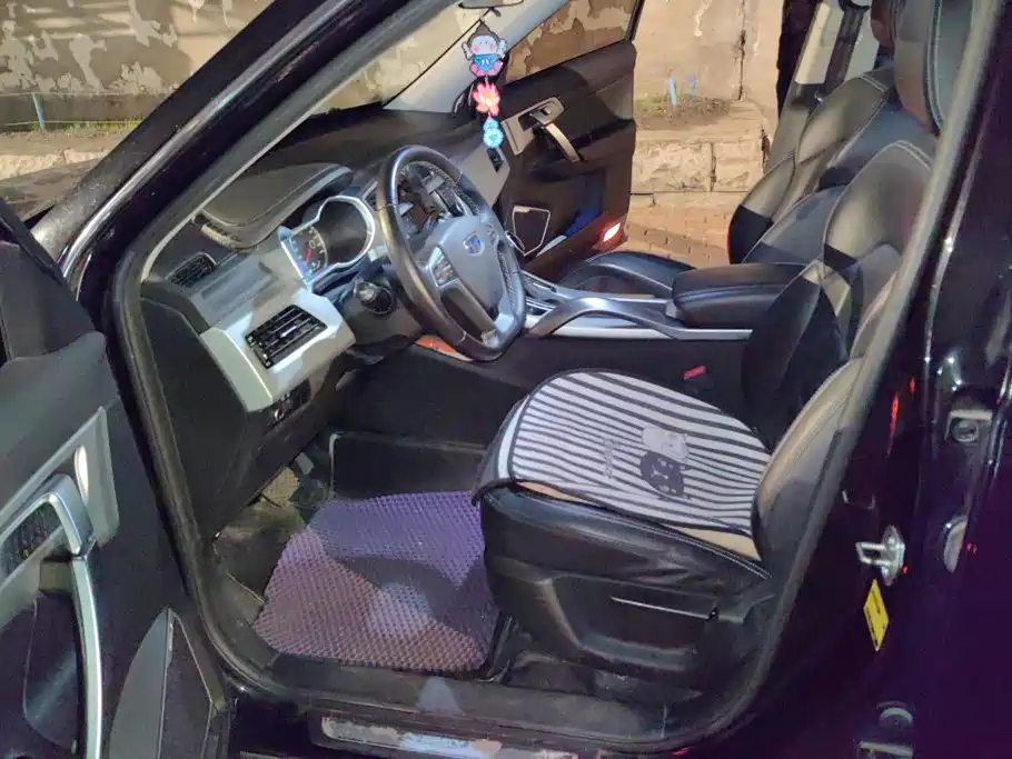 Geely Boyue — миниатюра 9