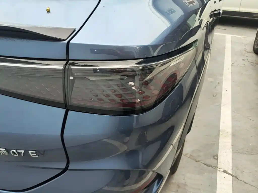 BYD Sealion 07 EV — миниатюра 8