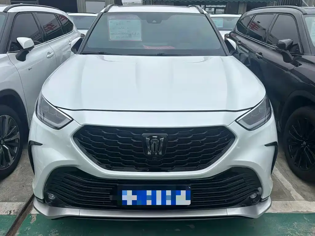 Toyota Crown Kluger