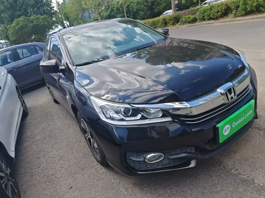 Honda Accord — миниатюра 4
