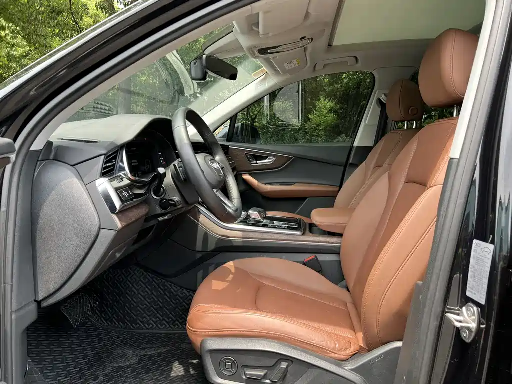 Audi Q7 2021 45 TFSI quattro S line Sport