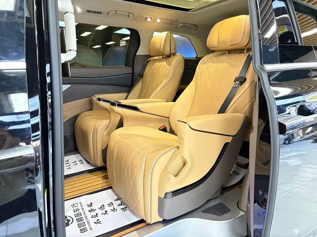 Denza Denza D9 — миниатюра 12