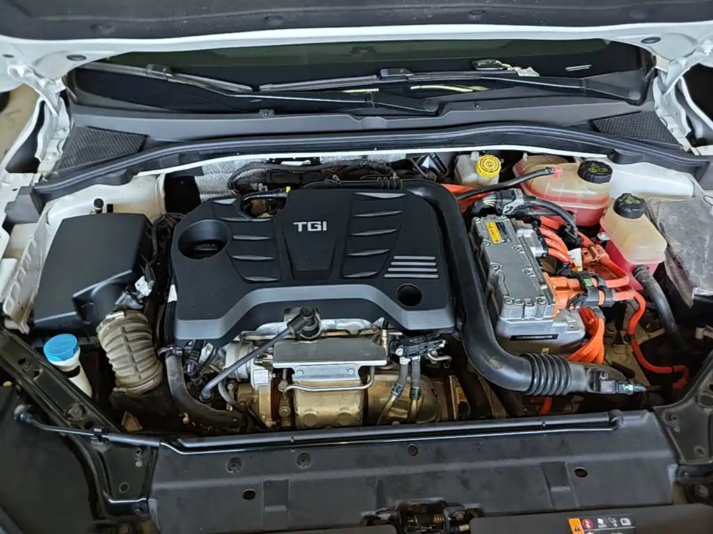 Roewe i6 MAX New Energy — миниатюра 20