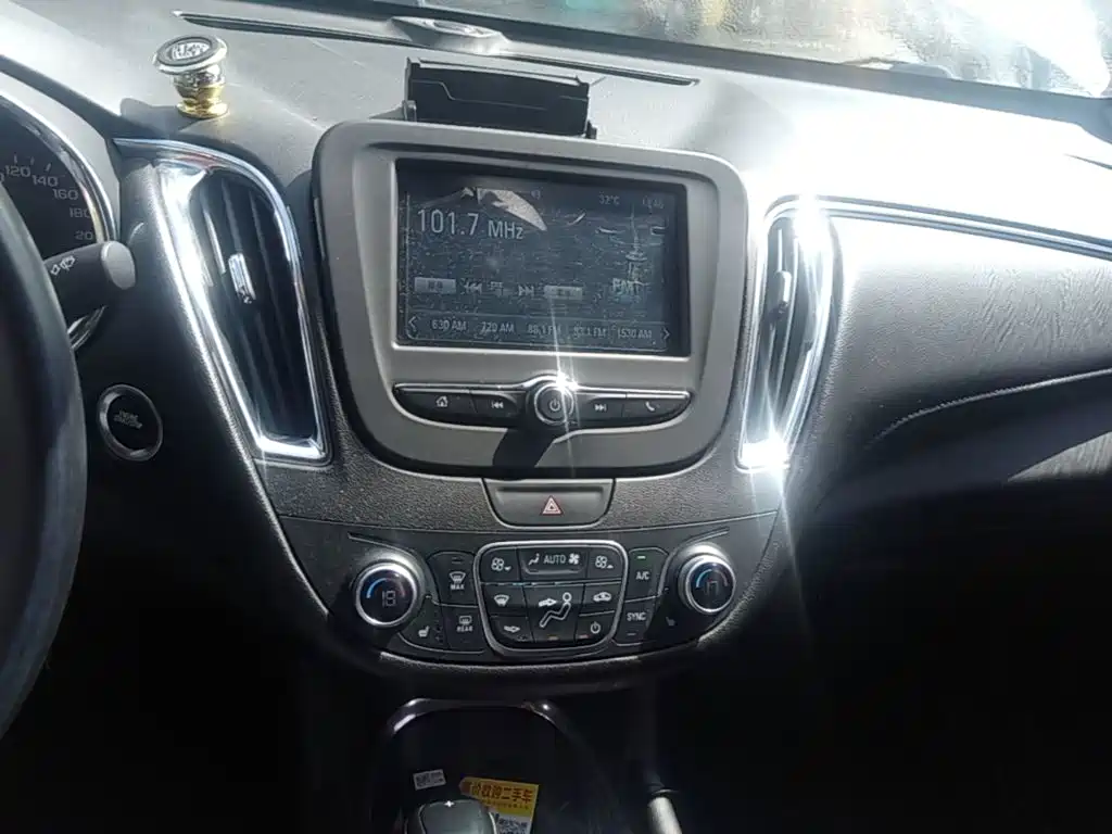 Chevrolet Malibu XL — миниатюра 13