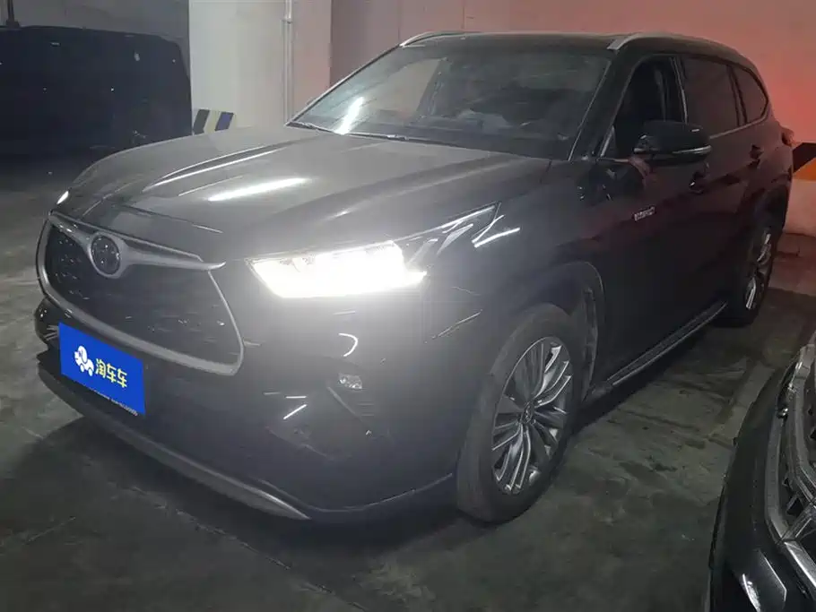 Toyota Highlander 2022 Hybrid 2.5L 4WD Premium Edition 7 seats
