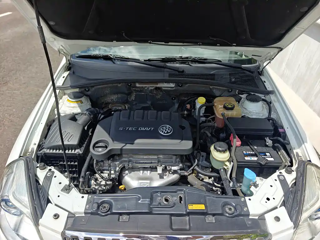 Buick Excelle — миниатюра 11