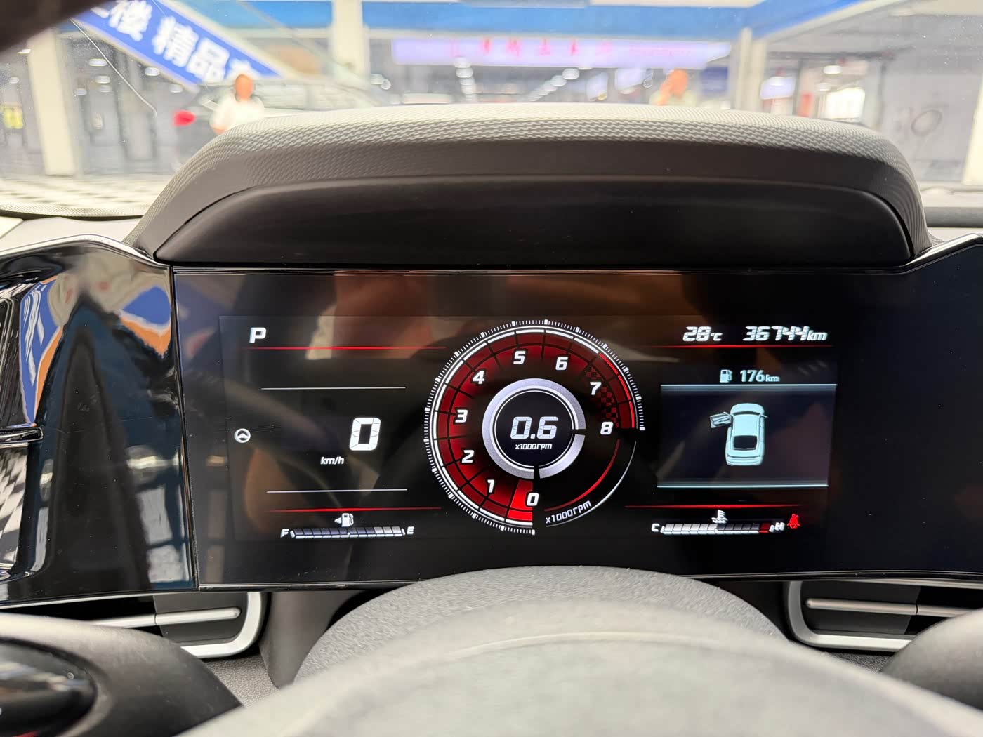 Hyundai Elantra 1.5 л 2023 г. Голубой, пробег 36000 км