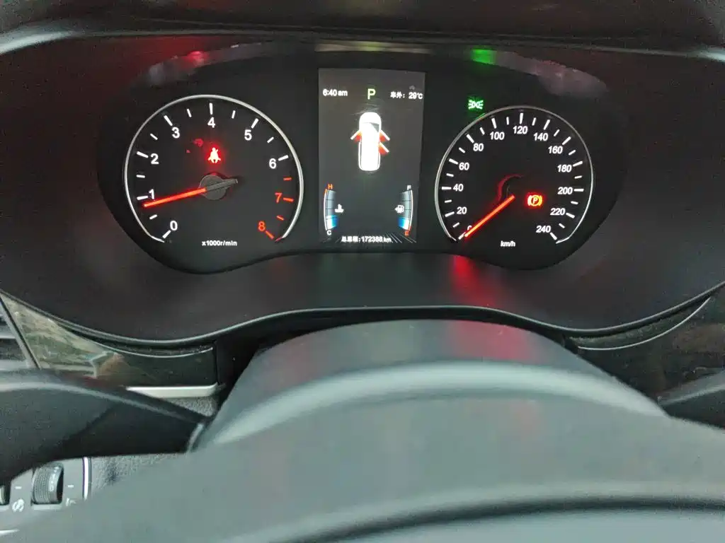 BYD Song MAX MAX 2018 1.5T AT Luxury 6 мест