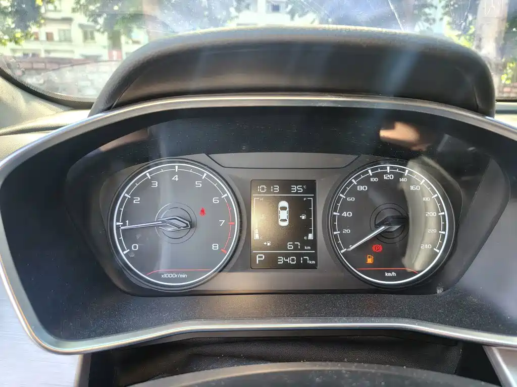 Geely Binyue — миниатюра 12