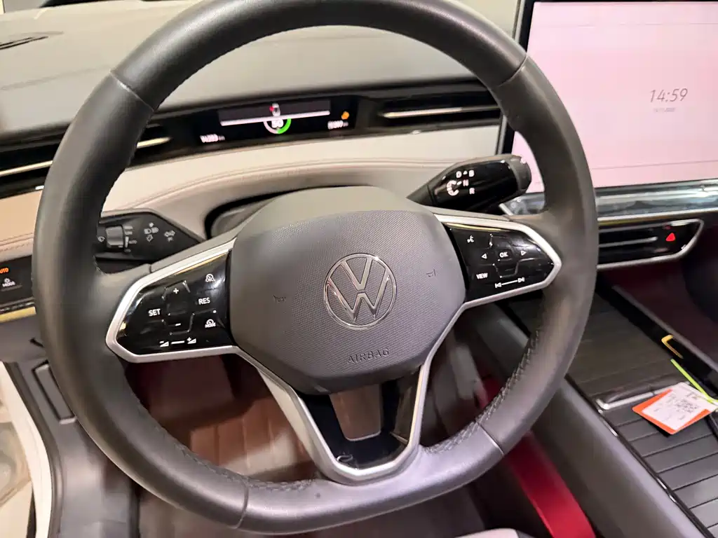 VOLKSWAGEN ID.7 VIZZION