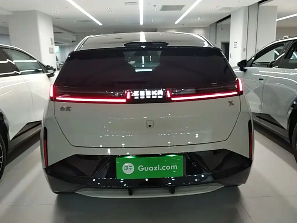 Zeekr X 2025 мест