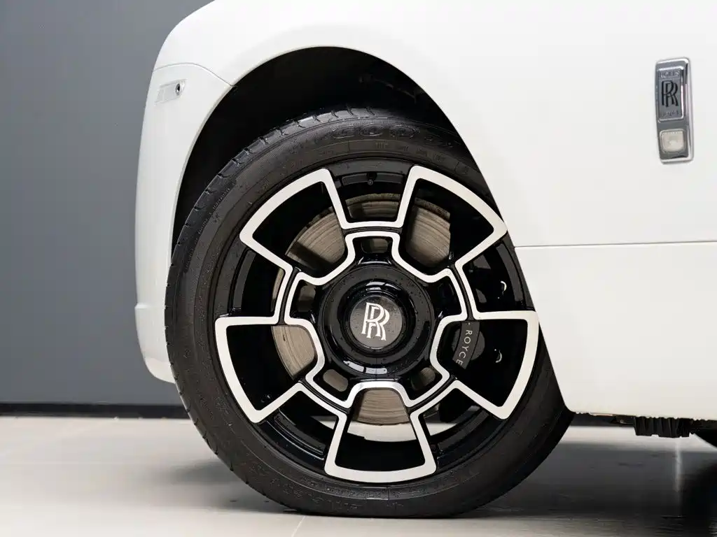 Rolls-Royce Wraith — миниатюра 7