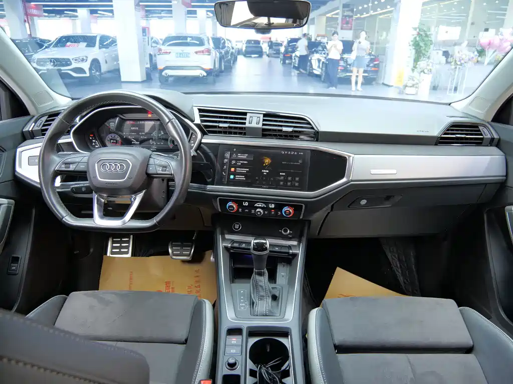 Audi Q3 2023 40 TFSI Fashion