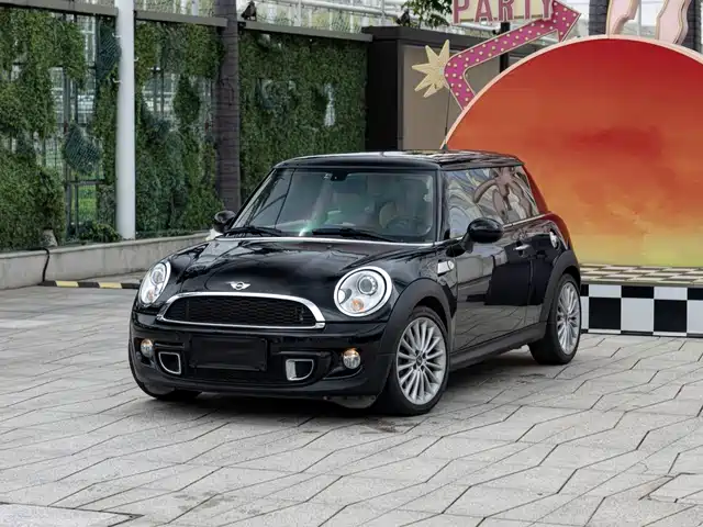 MINI MINI